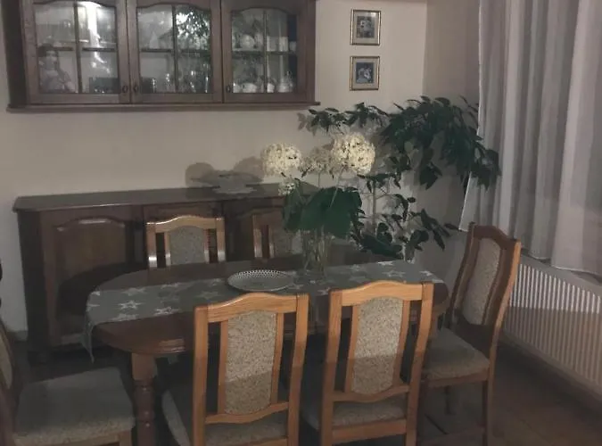 Rum i privatbostad Dom Otwarty Dla Gosci Gdynia